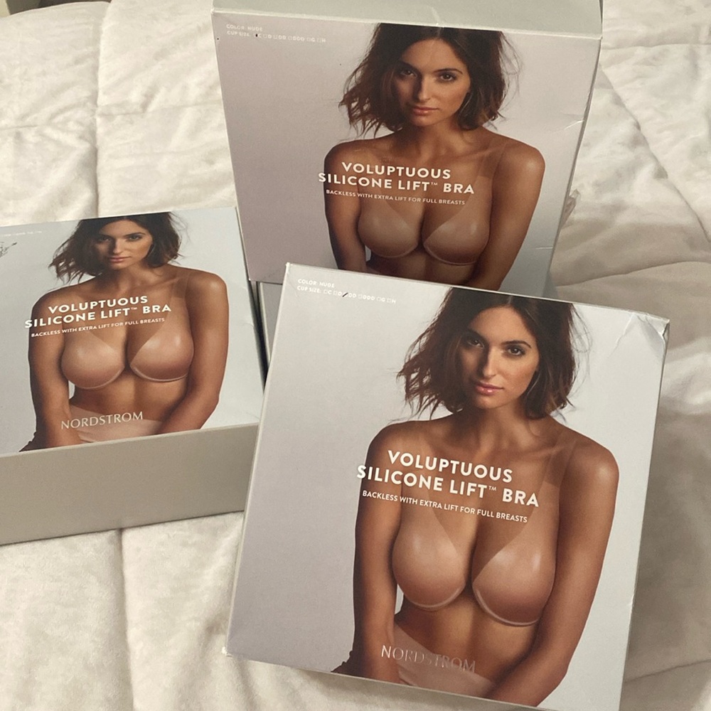 Voluptuous Silicone lift Bra